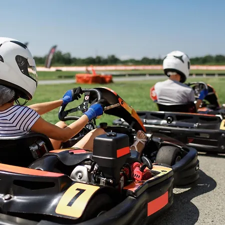 Panorama Apartment *